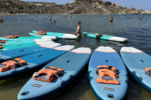 Lekcja paddleboardingu na stojąco w Malta Surf School