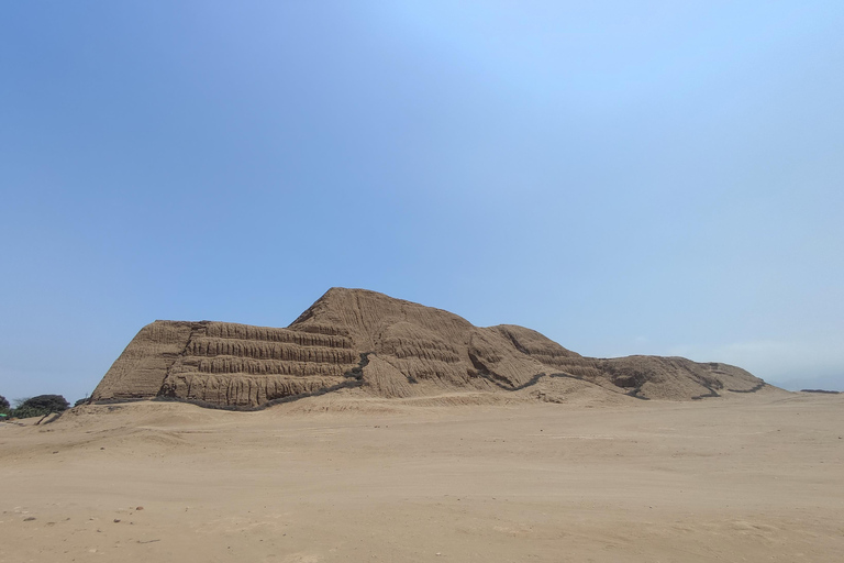 Depuis le port de Salaverry : Temples du soleil et de la lune