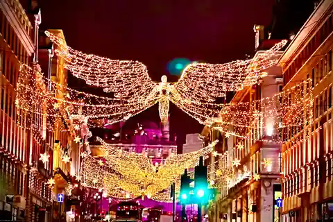 London Christmas Lights Private Car Tour