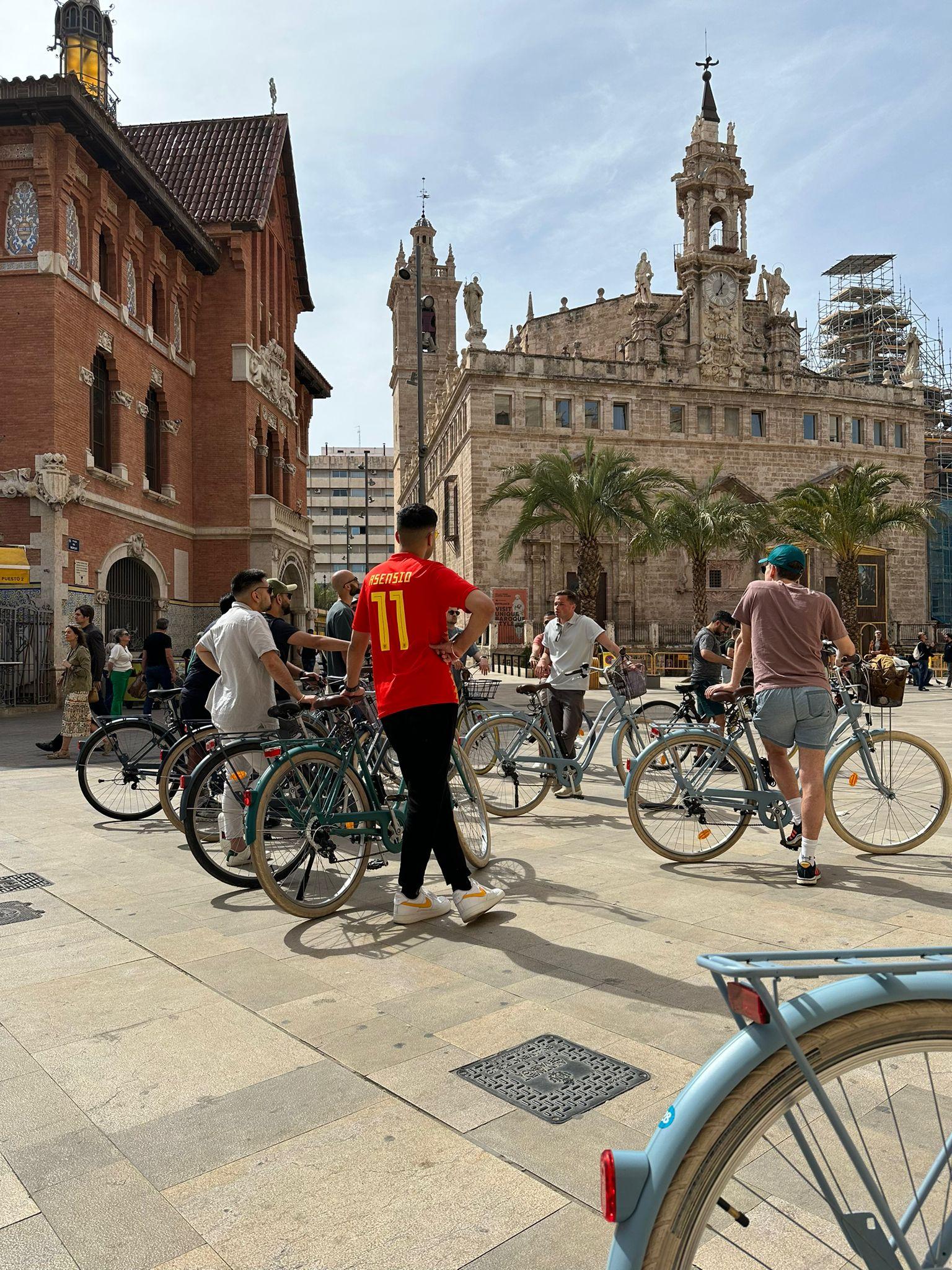 Cultura e Historia de Valencia en un tour guiado en bici