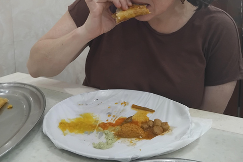 Colombo Foods Tour by Tuk Tuk ( Food chargers included )