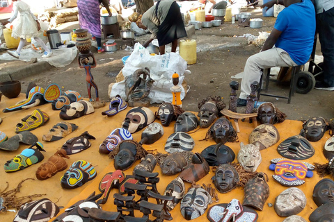 (Nairobi) Shopping di souvenir e tour storico di mezza giornata