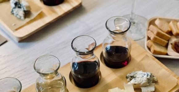 Intuitive Wine and Cheese Tasting in the Heart of Vienna