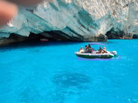Shipwreck and Caves private boat with skipper - Housity