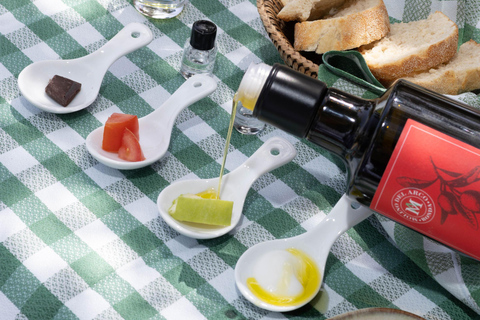 Extra-virgin olive oil and wine tasting at Cortijo Andaluz, Ronda Extra virgin olive oil and wine tasting at Cortijo Andaluz, Ronda