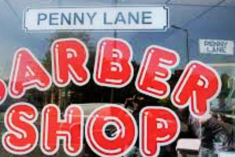Liverpool: Private Beatles Taxi Tour with Guided Walk Finale
