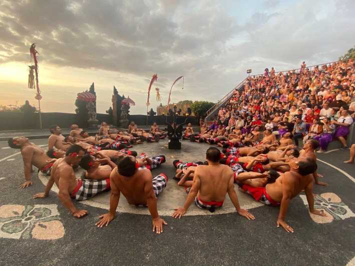 Bali: Templo de Uluwatu, dança do fogo Kecak e passeio pela praia de Jimbaran