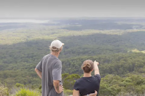 Noosa: E-Bike Tour from Mt Tinbeerwah to Noosa