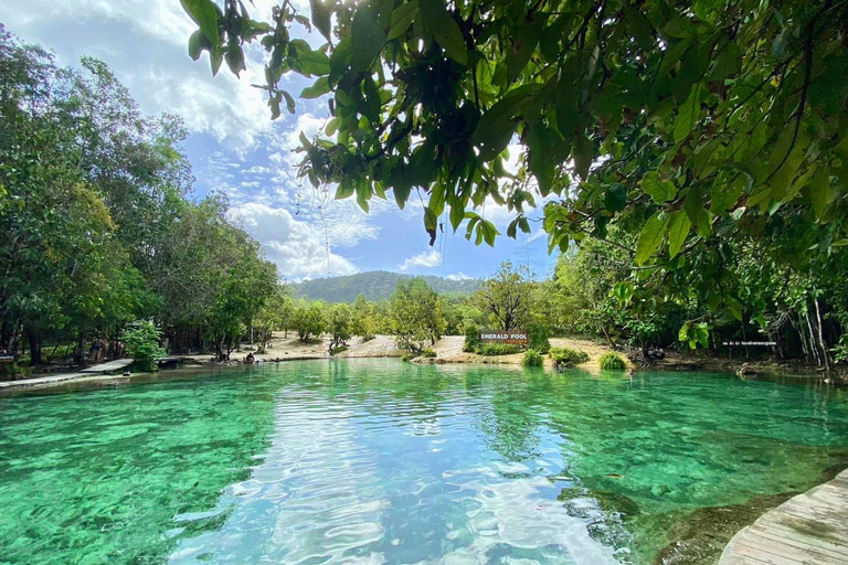 Krabi: Explora la Cueva de Tham Khlang y la Aventura de la Laguna Azul