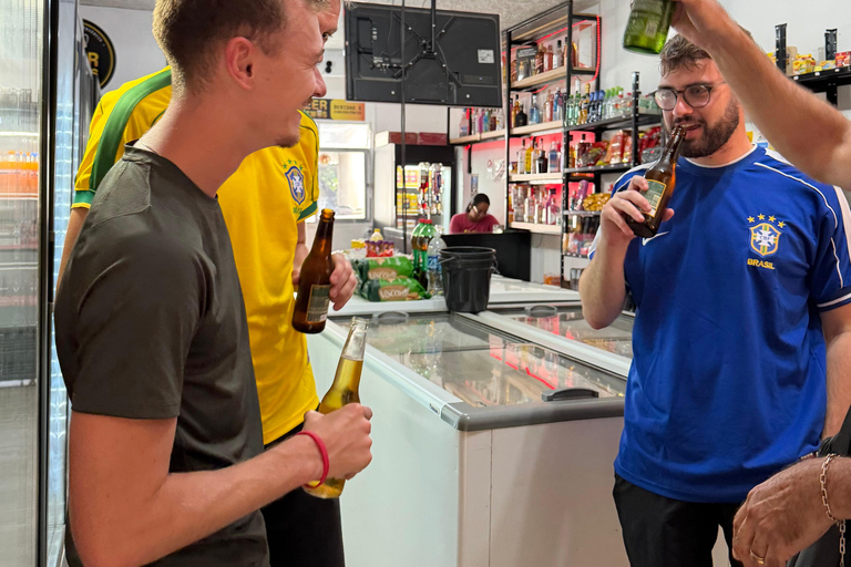 Rio: Tour and FIFA soccer field in the heart of the Tavares Bastos favela Rio: Visit and FIFA football pitch in the heart of the Tavares Bastos favela