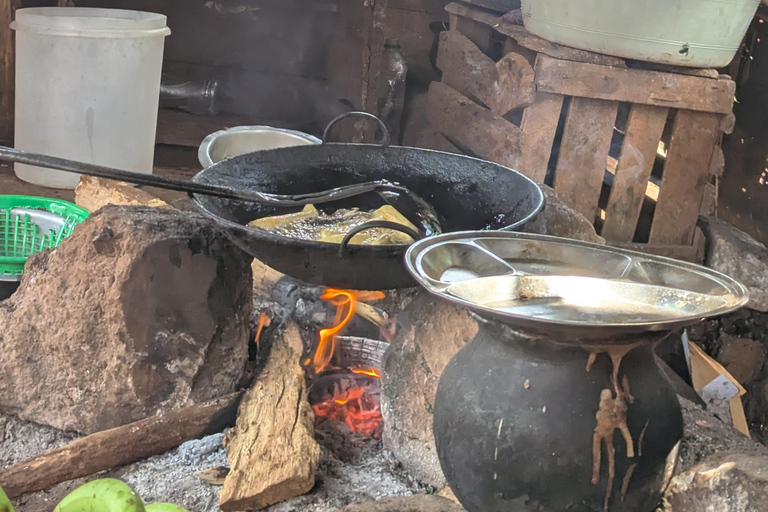 Nairobi: Street Food Tour with Local Guide