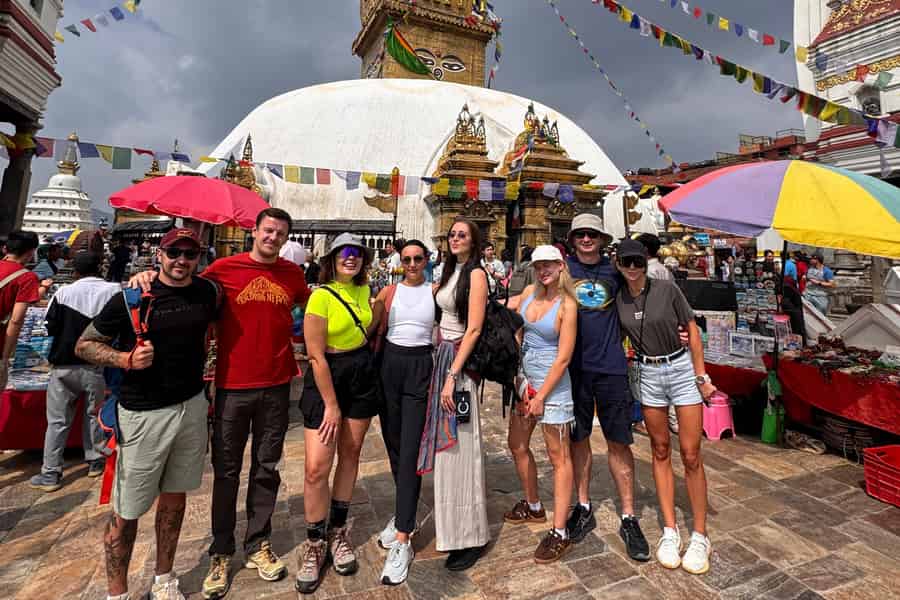 Kathmandu: Hop-On/Hop-Off-Stadtrundfahrt zu festen Zeiten. Foto: GetYourGuide Kathmandu: Hop-On/Hop-Off-Stadtrundfahrt zu festen Zeiten. Foto: GetYourGuide