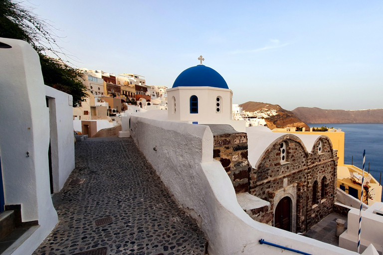 Cruise-Friendly Santorini Tour: Pyrgos, Oia & Fira Gems