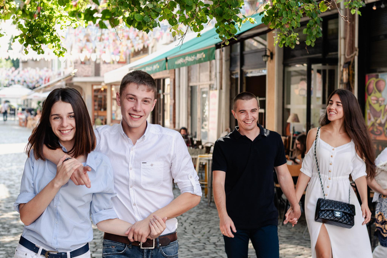 Plovdiv: Private Photo Session in the Historic Center Extended - 1.5-2 hours, 50 photos