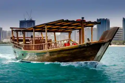 Mondlicht auf dem Golf Eine Dhow-Kreuzfahrt Abenteuer
