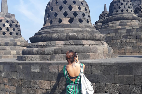 Borobudur klättra upp och Prambanan dagstur