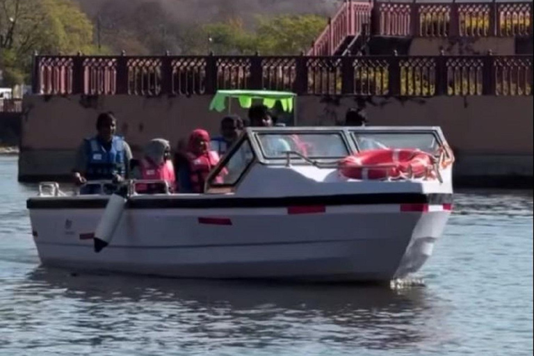 Jaipur: Speed Boat, Amber Walking Tour & Sunset with Pickup Speed Boat With Amber Walking Tour