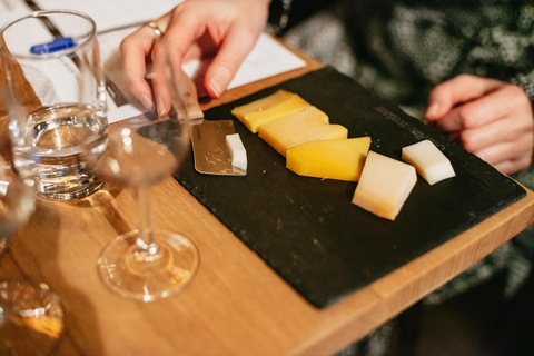 Amsterdam: Niederländische Käseverkostung mit Wein