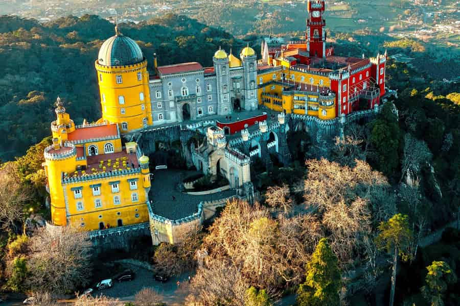Lissabon: Sintra, Pena-Palast, Cabo da Roca und Cascais Tour. Foto: GetYourGuide