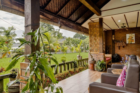 Bali: Ubud Traditionele Balinese Massage Scrub Bloemenbad2 Uur behandeling zonder transport