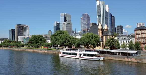 Frankfurt: 1-stündige Panorama-Bootsfahrt auf dem Main