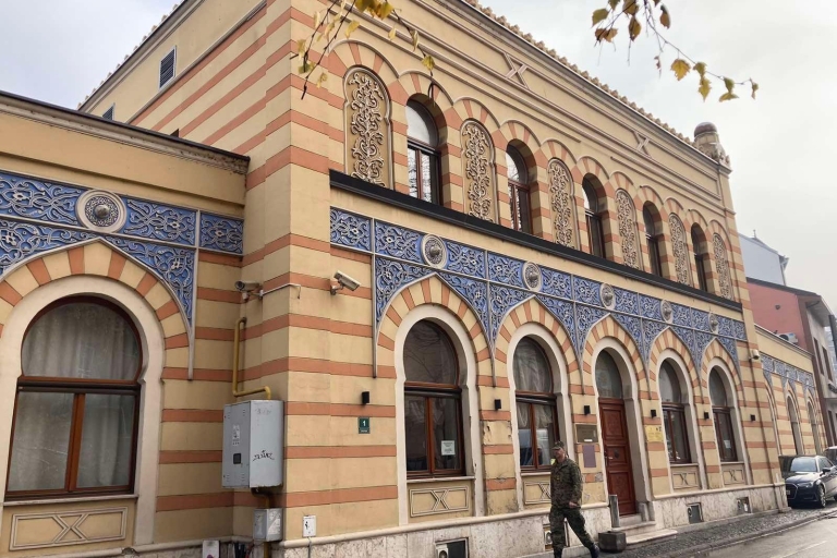 Sarajevo Grand Wandeltour: Ontdek de schoonheid van de stad