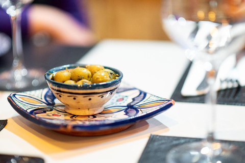 Séville : Tapas traditionnelles à base de plantes et visite du marché