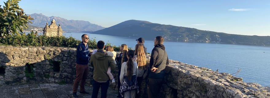Herceg Novi : visite à pied tranquille dans une ville du VIIIe siècle