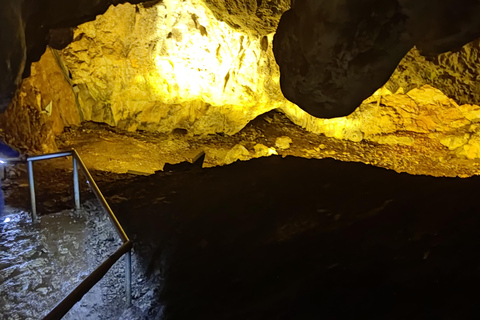 Skopje: Matka Canyon and Vrelo Cave Kayak Tour