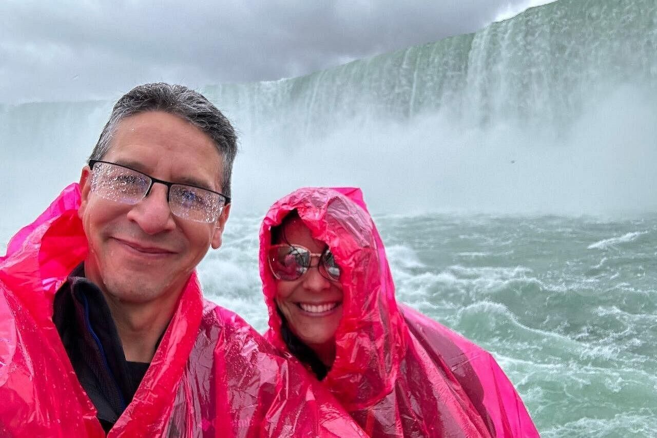 Niagara Falls: Bootsfahrt und Rundgang + exklusives Bonus-Paket