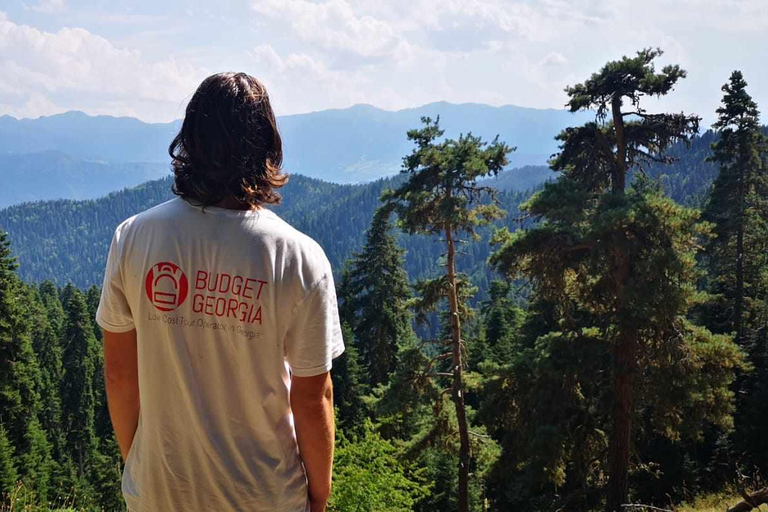 Kutaisi Wilderness Trek: Excursión de 4 días a pie puro