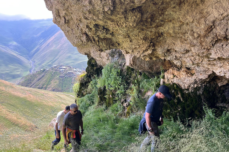 Bazarduzu 4466 m : 3-Day Trip to highest Point Azerbaijan