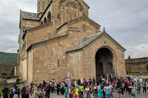 Da Tbilisi: Tour guidato di Mtskheta e del monastero di Jvari