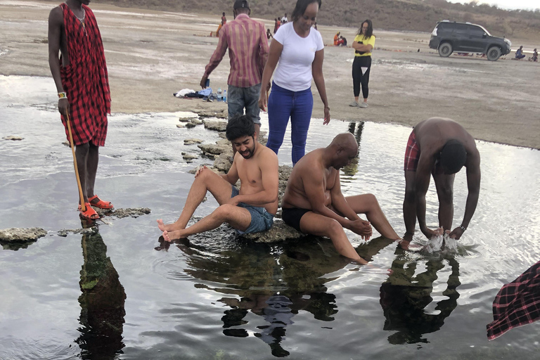 Nairobi: Dagsutflykt till Magadi-sjön med skjutbaneupplevelse