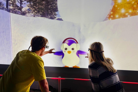 Copenhagen: Christmas Hologram Show at HologramZoo