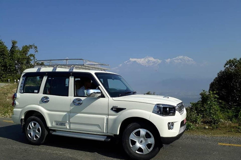 Luxe privé autotransfers door heel NepalPokhara naar Kathmandu