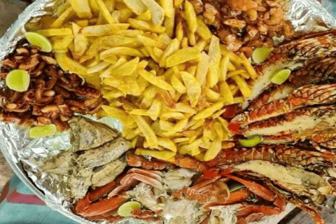 From Nungwi/Kendwa: Safari Blue Trip with Lunch & Sandbank