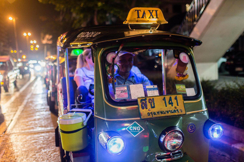Tokyo: Private Tuk-Tuk Tour with Driver and Photos