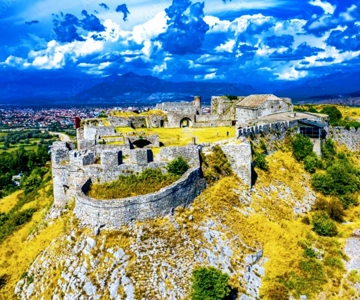 Da Tirana: Tour della città di Scutari e del castello di Rozafa