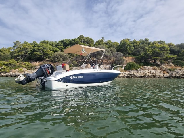 Evening boat trip with aperitif and sunset in Vieste