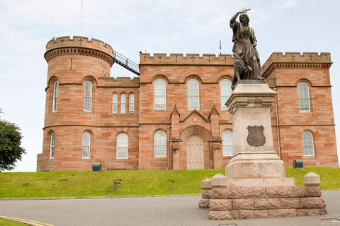 Inverness: Castle Entry Ticket and City Audio Tour