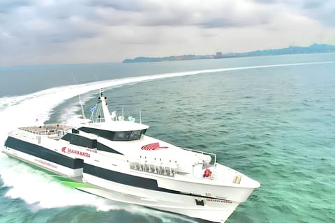 Bali: Eka Jaya Fast Ferry Transfer to Gili Islands & Lombok