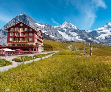 Grindelwald-Scheidegg-Lauterbrunnen Small Group Tour
