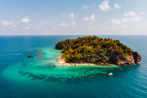 Coron: Apo Reef and Busuanga Freediving Expedition Tour