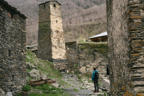 Vanuit Tbilisi: 4-daagse rondleiding met gids door Svaneti hoogtepunten