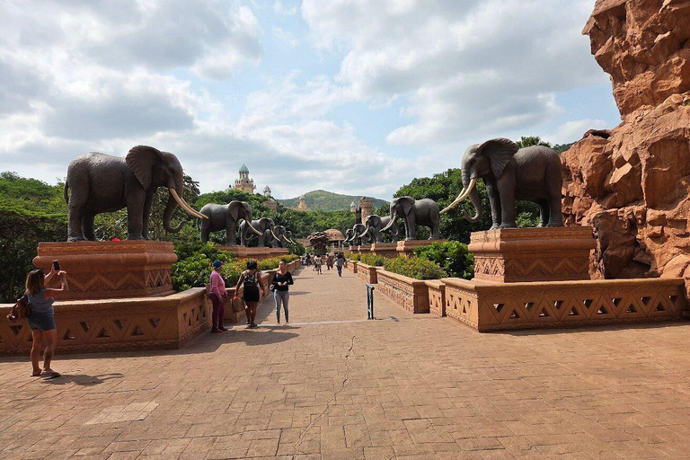 Pilanesberg Safari and Sun City Full Day Tour Private Tour Rate