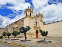 Ayacucho, Wari cultural excursion - Quinua - Hizvo