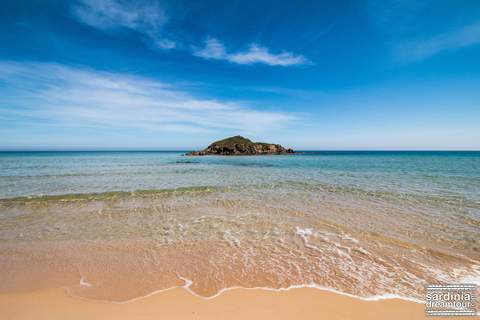 Z Cagliari: 4x4 góry i plaże w regionie ChiaCagliari: 4x4 góry i plaże w regionie Chia