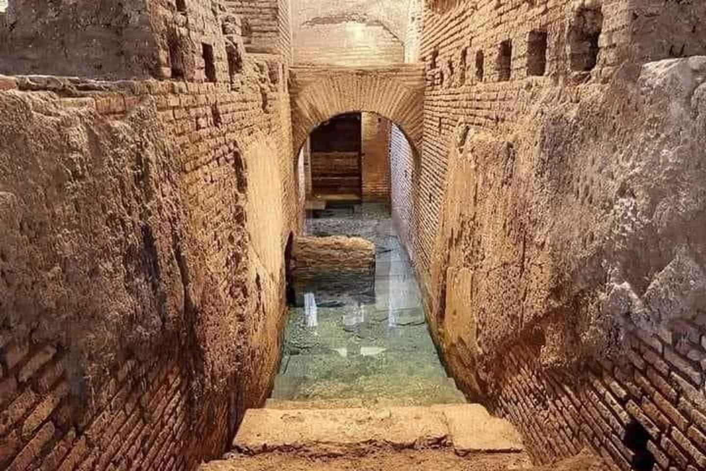 Hidden Rome: An Exclusive Underground Adventure - Hidden Rome: an exclusive underground adventure