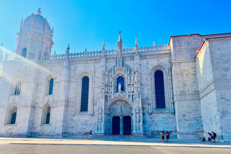 Lissabon: Tuk Tuk privétour met gratis polaroidfoto&#039;sLissabon: Oude stad Tuk Tuk Tour (90min)